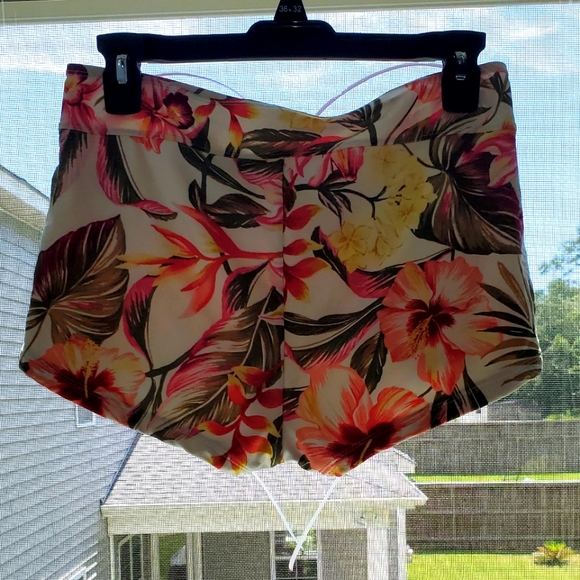 Flower Swim Shorts - Picture 3 of 3